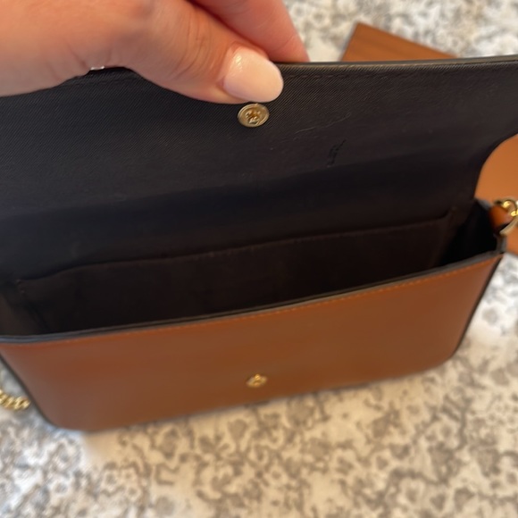 Fendi - Picture 6 of 11